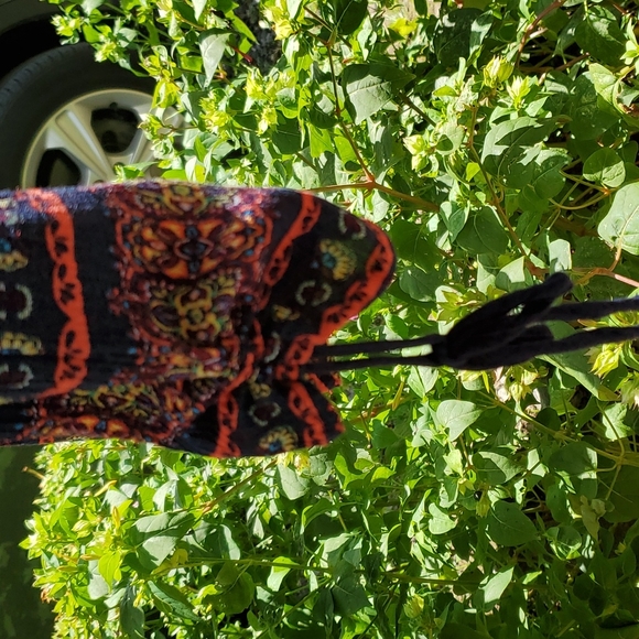 5/$25 - Cute and flirty short sleeve romper - Picture 9 of 10